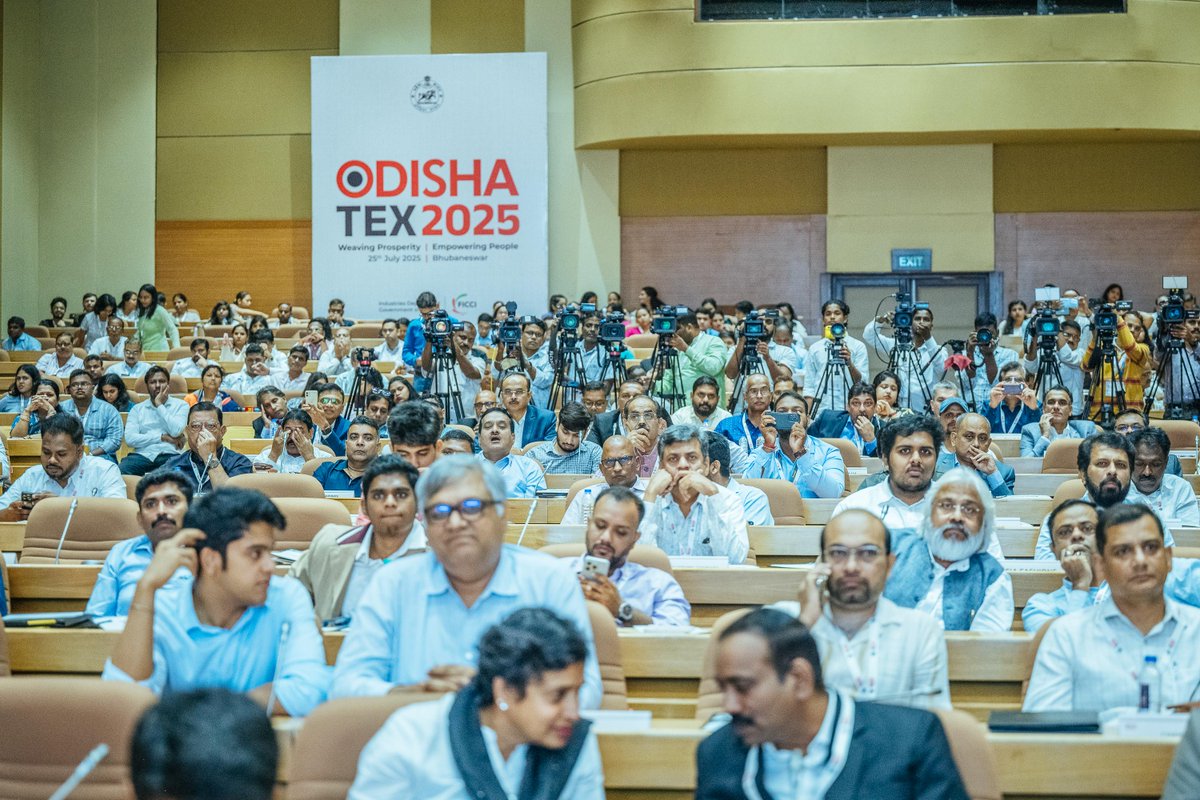 Invest Odisha (@investinodisha) on Twitter photo At #OdishaTex2025, HonтАЩble Industries Minister Shri <a href="/SampadSwainBJP/">Sampad Swain</a> outlined OdishaтАЩs commitment to build a future-ready textiles & apparel ecosystemтАФpowered by infrastructure, skills, and policy clarity. Odisha is geared for growth with purpose.
#InvestInOdisha #SamrudhOdisha At #OdishaTex2025, HonтАЩble Industries Minister Shri <a href="/SampadSwainBJP/">Sampad Swain</a> outlined OdishaтАЩs commitment to build a future-ready textiles & apparel ecosystemтАФpowered by infrastructure, skills, and policy clarity. Odisha is geared for growth with purpose.
#InvestInOdisha #SamrudhOdisha
