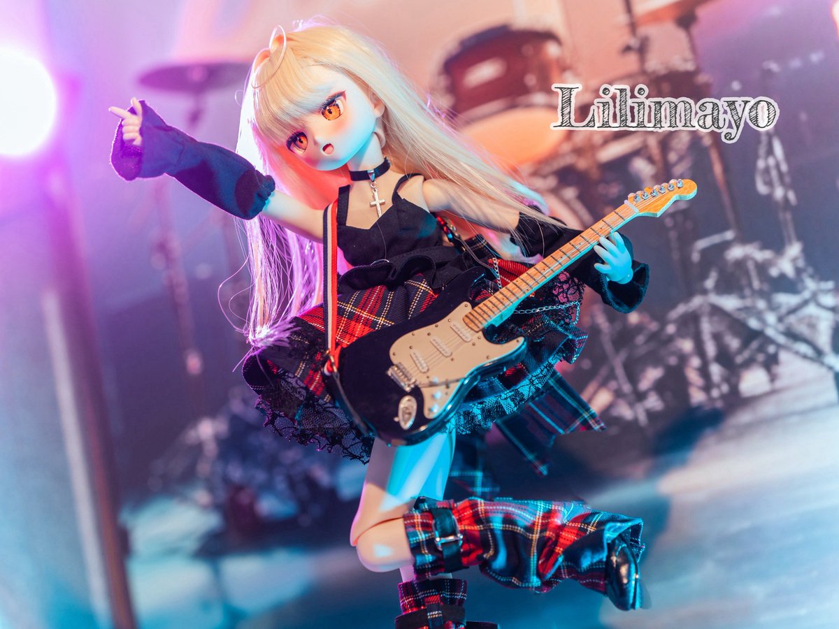 skyloops_doll's tweet image. 《新作 ノイズ・クレスト》
― ロンドン・ナイトの気配 ―
赤、青、黒のタータンがリズムを刻む。
飾らないのに強くて、ちょっとだけアナーキスト。
夜のパンク、その鼓動が彼女たちから始まる⚡️
制作数に限りがございますため、完売後は受注承ります。
#りりまよ の新作です♪
#アイドール東京