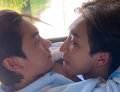 Rain: *texting* Phi

Phayu: yes baby?

Rain: do you feel anything?

Phayu: ? Like what, baby?

Rain: anything in your lower region?

Phayu: ??? Rain, what do you mean??

Rain: i’m sucking your dick telephatically! Cant u feel it?🥺🥺

Phayu: baby…that’s not how it works…

Rain: