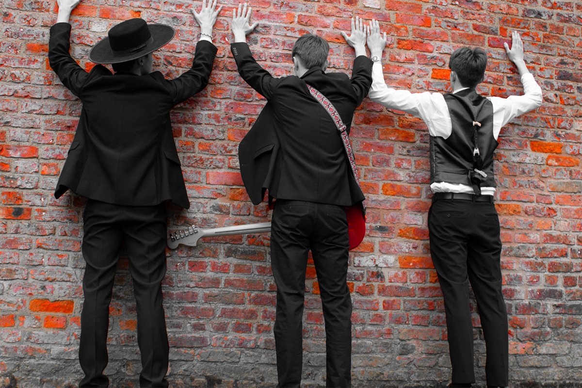 readdork's tweet image. Bear Park have announced their four-track covers EP 'Growl' with their take on 'Teenage Bomb'
readdork.com/news/bear-park…