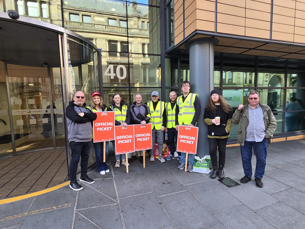 pcs_union's tweet image. Strong, united, and standing firm, PCS members on today’s MyCSP picket line in Liverpool are determined to win union recognition and secure a real voice in TUPE negotiations.

They know that without recognition, there’s no seat at the table, and they’re not backing down.…