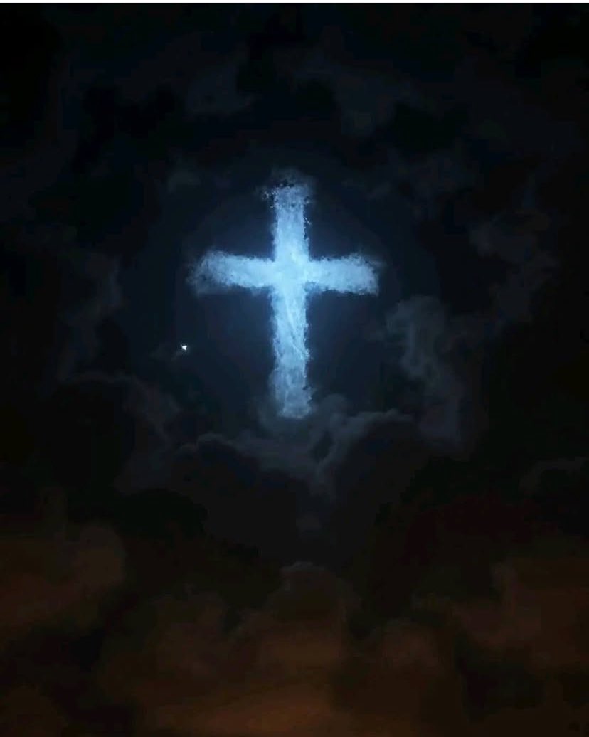 A giant cross appeared in the night sky over Sydney, Australia.
A sign? A reminder? A call to return to the light?

In a world where darkness tries to cover everything, God is still speaking.
His voice is not silent. His signs are not hidden.

For those who have eyes to see… let