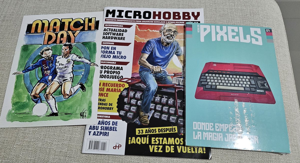 Amado Sanchez (@sanchez_amado) on Twitter photo Fotito de rigor de las dos hermanas <a href="/HechoconPixels/">Hecho con Pixels</a> y <a href="/MicroHobbyPapel/">MicroHobby</a> que ya están a buen recaudo en casita. Gracias a los responsables!!🥰🥰🥰 Fotito de rigor de las dos hermanas <a href="/HechoconPixels/">Hecho con Pixels</a> y <a href="/MicroHobbyPapel/">MicroHobby</a> que ya están a buen recaudo en casita. Gracias a los responsables!!🥰🥰🥰