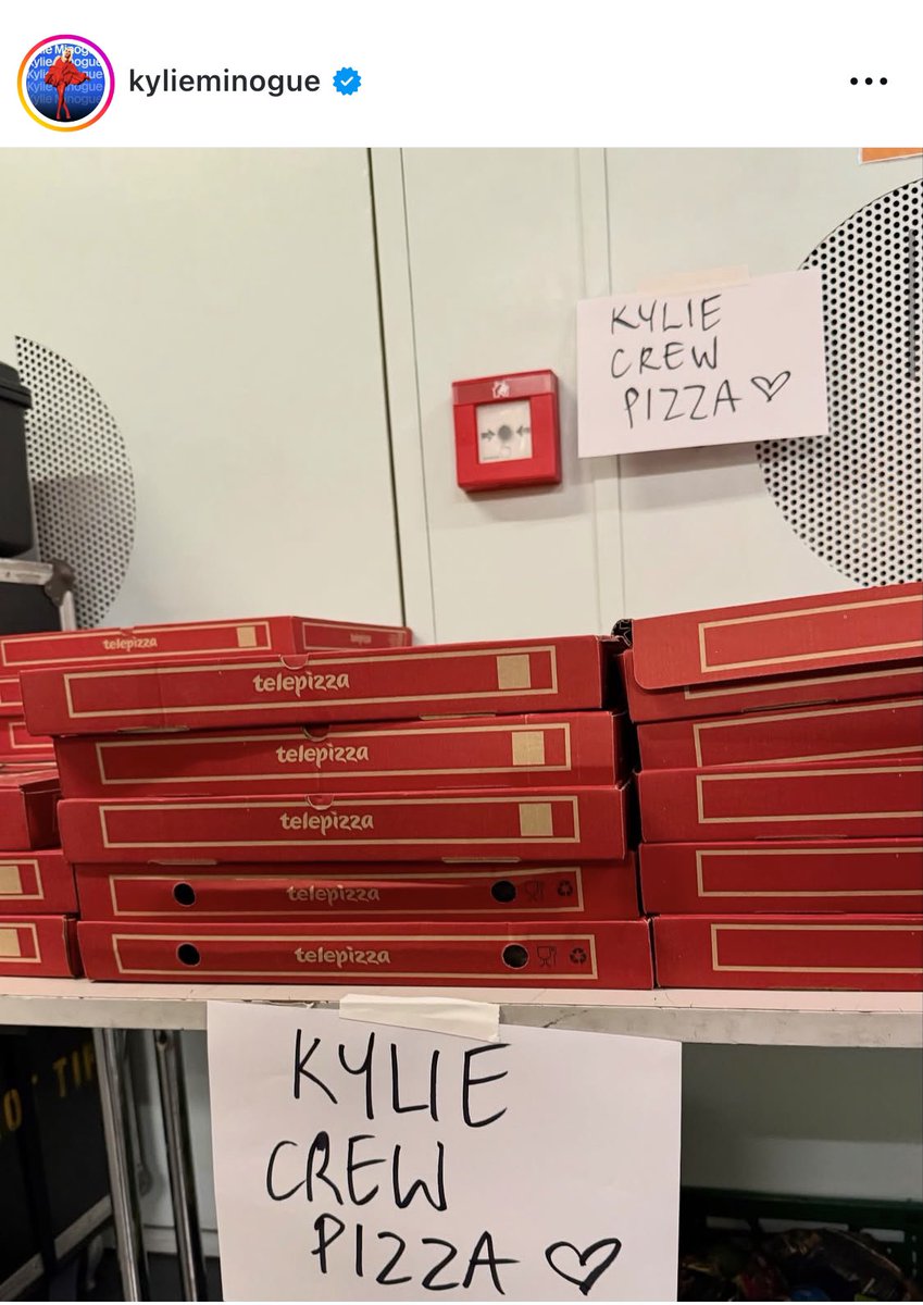 telepizza_es's tweet image. Telepizza alimentando “CREWS” de todo el mundo desde 1987.