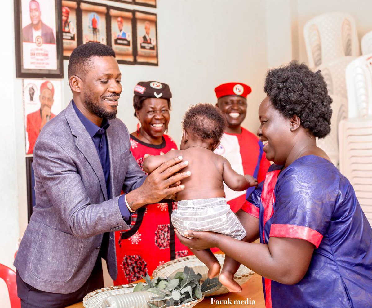 NUP_Ug's tweet image. These comrades from Northern Uganda have just passed by our headquarters in Makerere Kavule to convey their special message to the President @HEBobiwine .
On top of conveying their frustrations with the regime, they have unanimously endorsed our #ProtestVoteUg2026 campaign and…