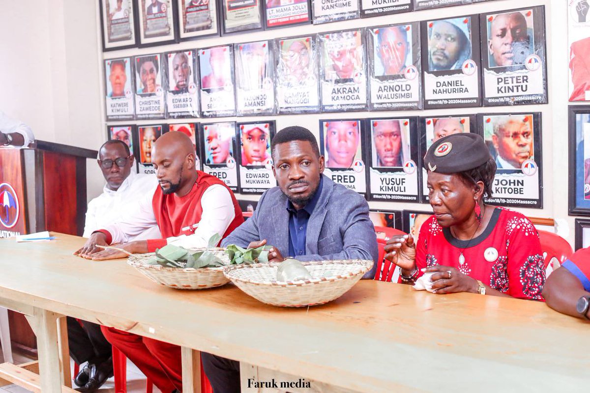 NUP_Ug's tweet image. These comrades from Northern Uganda have just passed by our headquarters in Makerere Kavule to convey their special message to the President @HEBobiwine .
On top of conveying their frustrations with the regime, they have unanimously endorsed our #ProtestVoteUg2026 campaign and…
