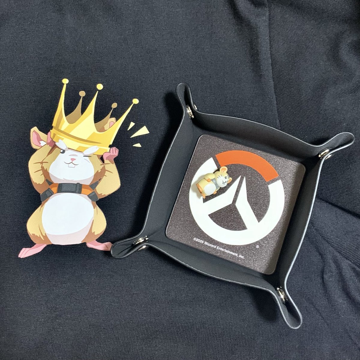 渋谷モディで本日から開催の『オーバーウォッチ2×メレ』POP UP SHOPにお邪魔して来ました🐹

皆のお目当てハモンドTシャツはサイズがXLとXXLだけで、XXLは夕方前には品切れになったそうです…！
ハモンド大人気で歓喜でした🐹

マルチトレーの使い方合ってますか？

#Overwatch2 #オーバーウォッチ2