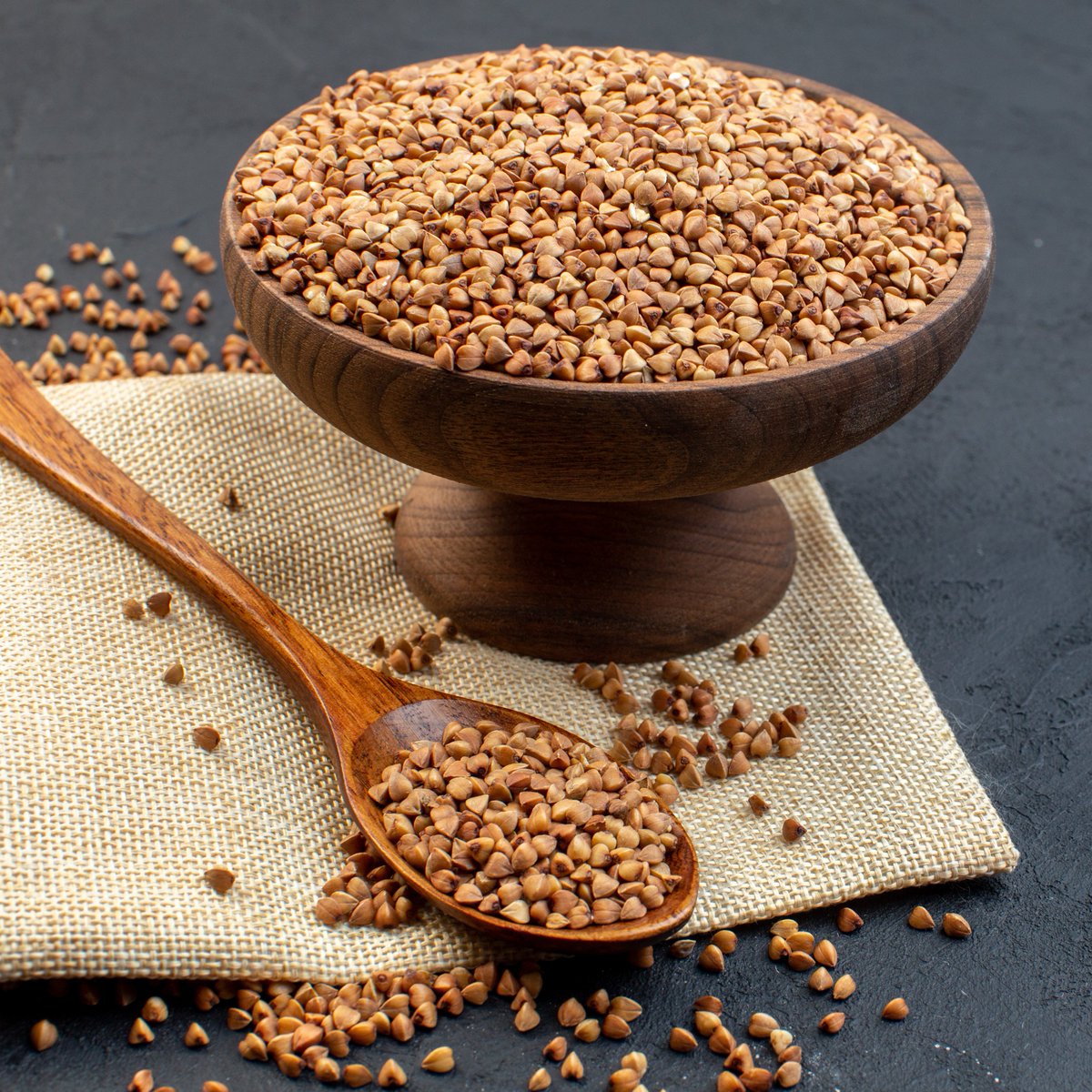 Know Your Ingredients: Kuttu ka Atta (Buckwheat flour). Link Below👇
rebrand.ly/km3op22

#kuttuattabenefits #buckwheatflourbenefits #ShravanMaas #IndiaFoodNetwork