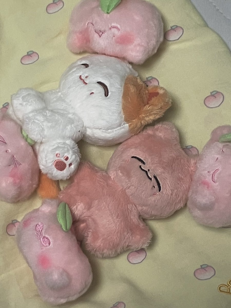 eye_macaron's tweet image. 재휴니가
와글와글