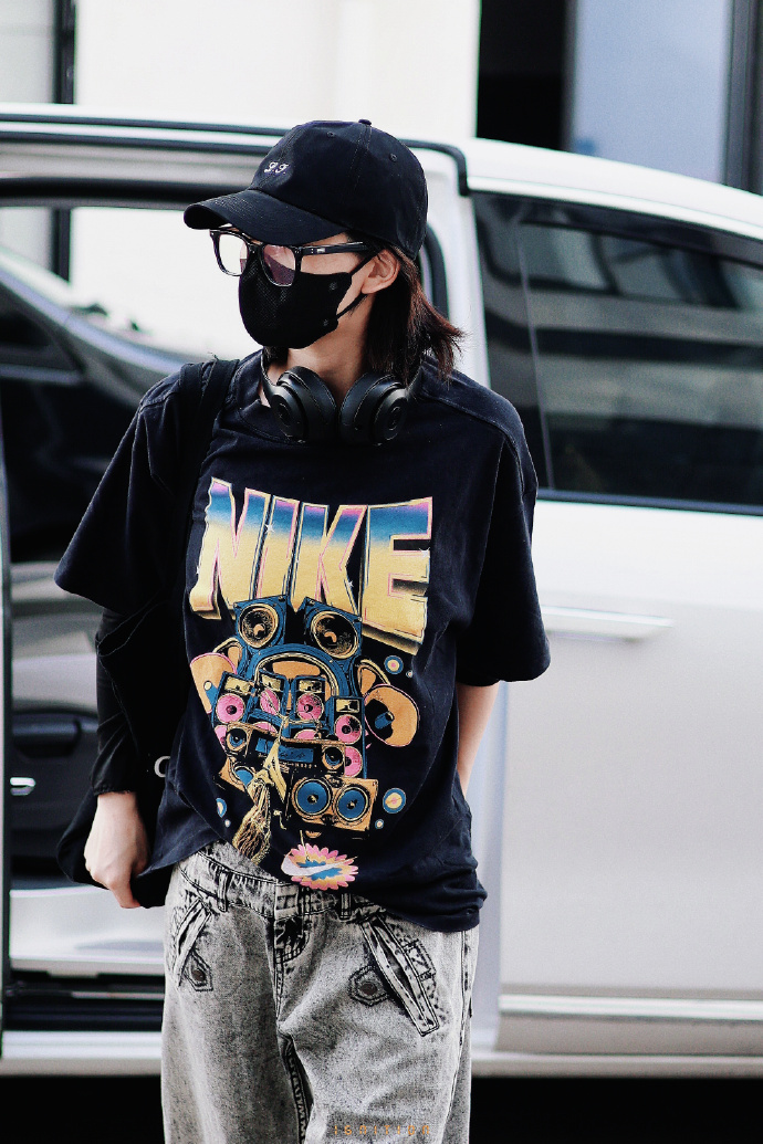 lukeranarchive's tweet image. 250724 © 1gnition丨陆柯燃
— to work
#KERAN #陆柯燃 #LUKERAN