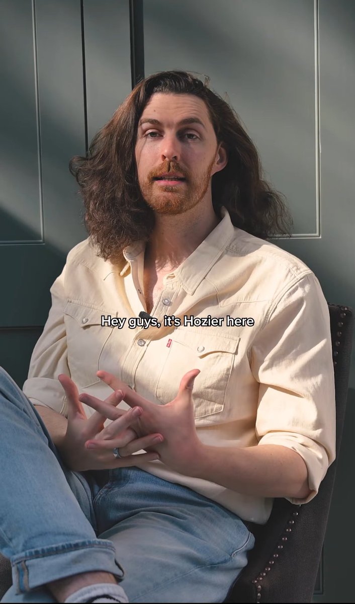 Fern_lily7's tweet image. Hozier in anything ivory is so, soooooo.....  I can&apos;t. 🤍
