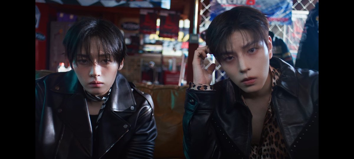 2MINNNNNN ARRRRRRR WOOF WOOF BARKKKK POANGINAAAA KAYO NA NAMANNNNNN AHHHHHHHHHHHHHHHHHHHHHHHHHHHHHHHHHHHHHHHHHHHHHHHHHHHHHHHHHHHHHHHH!!!!