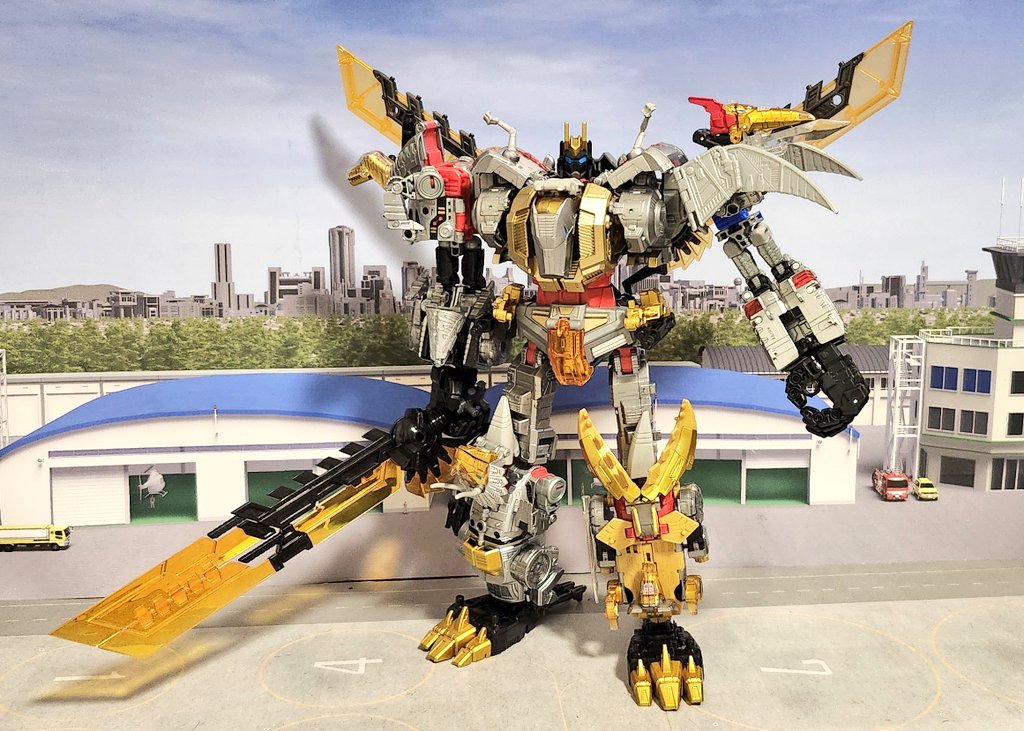 SLOG_SLUDGE's tweet image. #ジェネレーションセレクト/ボルカニカス
PerfectEffectのアドオンも取り付けて。
#TFTOYの面白さを伝え隊
#トランスフォーマー