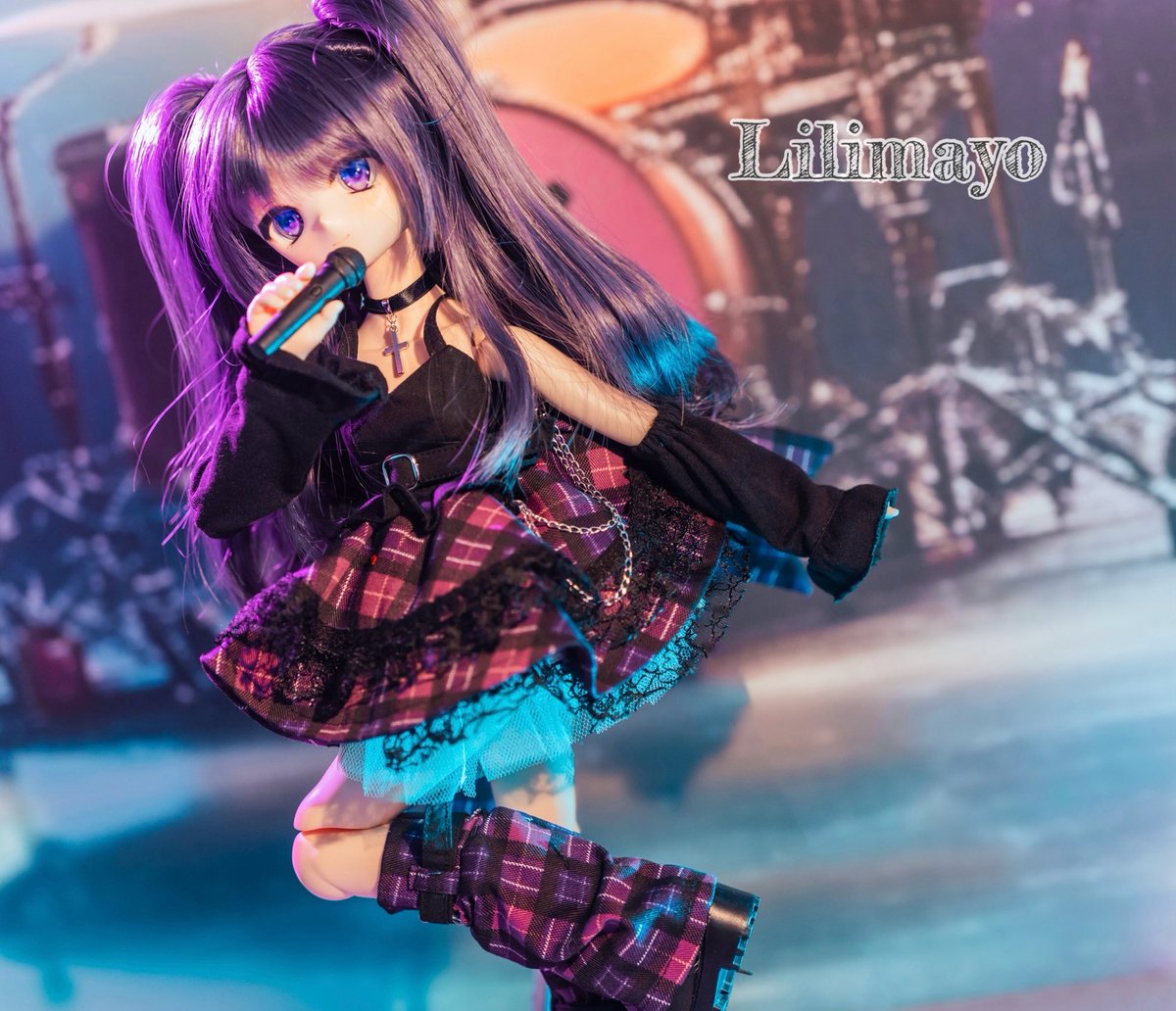 skyloops_doll's tweet image. 《新作 ノイズ・クレスト》
― ロンドン・ナイトの気配 ―
赤、青、黒のタータンがリズムを刻む。
飾らないのに強くて、ちょっとだけアナーキスト。
夜のパンク、その鼓動が彼女たちから始まる⚡️
制作数に限りがございますため、完売後は受注承ります。
#りりまよ の新作です♪
#アイドール東京