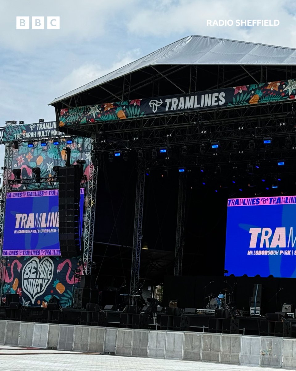 BBCSheffield's tweet image. Bucket hats at the ready! 馃檶 Who is ready for Tramlines weekend? 馃槑
@Tramlines | #Tramlines