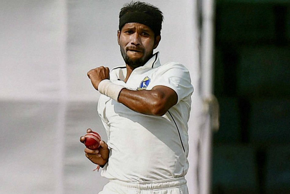 ImYorker93's tweet image. Siraj when team need him the most :