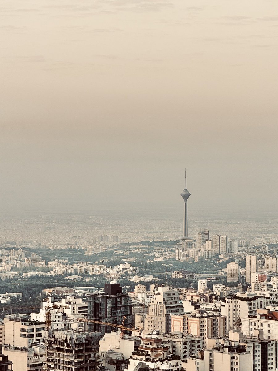 MoontaJMD's tweet image. امروز صبح، طلوع خورشید، تهران...