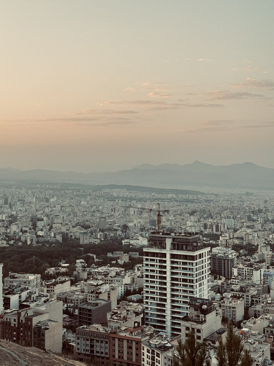 MoontaJMD's tweet image. امروز صبح، طلوع خورشید، تهران...