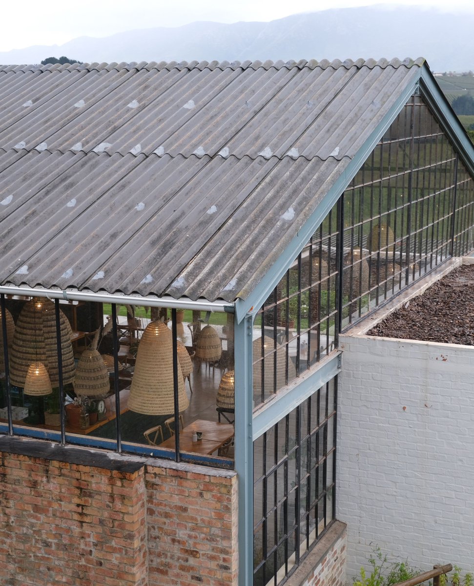 CheverellsFarm's tweet photo. Come and enjoy delectable, locally sourced cuisine amidst the stunning landscapes of the Elgin Valley 🌳⁠
.⁠
.⁠
.⁠
.⁠
#farmtofork #gourmetfood #elginvalley #capetowntravel #southafrican #localislekker #gardentotable #applefarm #harvestseason #farmfresh #escapetothecountry https://t.co/sQ2CxqSsLR