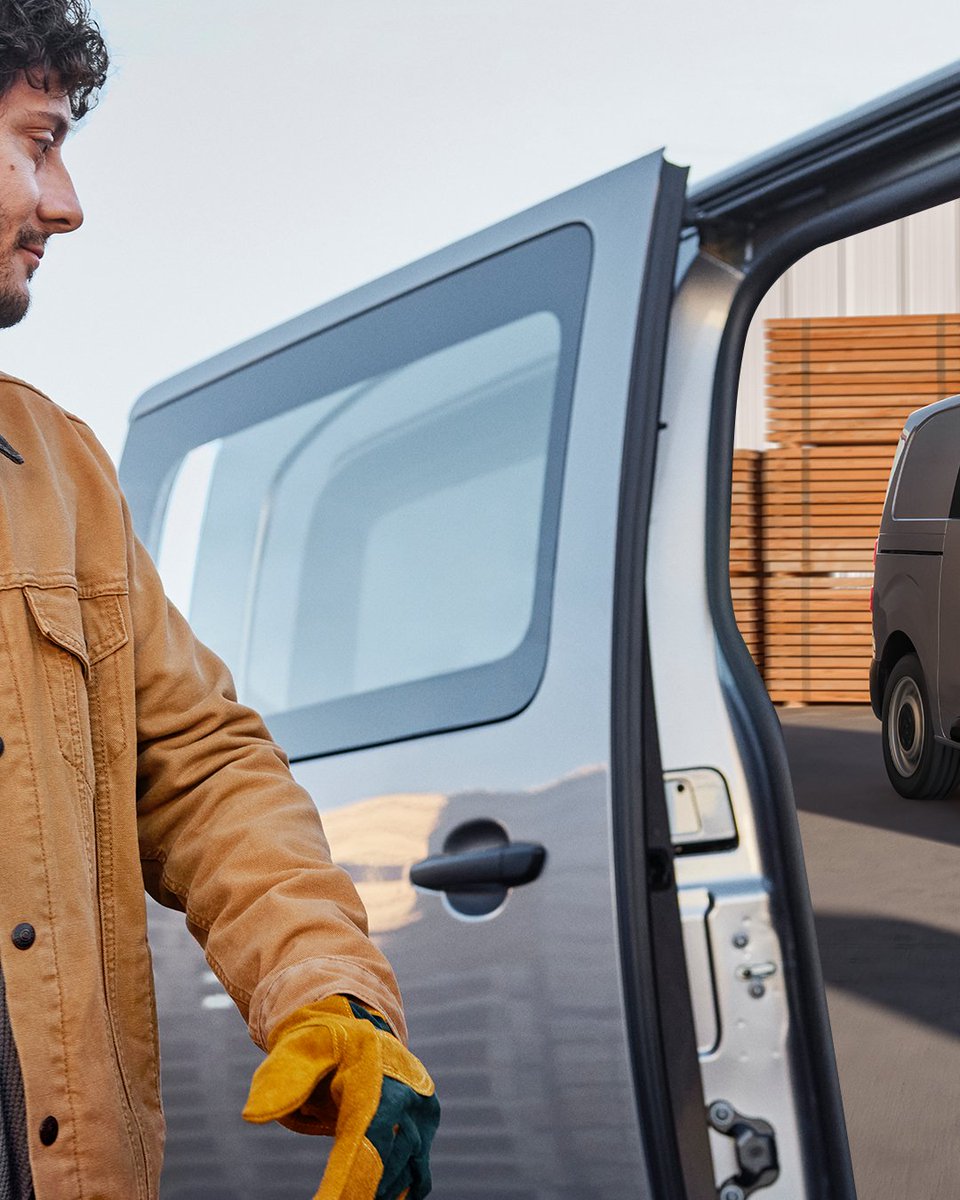 Toyota_Esp's tweet photo. ¡Desde cualquier ángulo, a la #Proace se le notan las ganas de ayudarte a impulsar tu negocio!
Sea cual sea la tarea, hay una #ToyotaProace para ti.
Descúbrelas en https://t.co/bCoIwH5XR2 https://t.co/QBJuqm0FDU