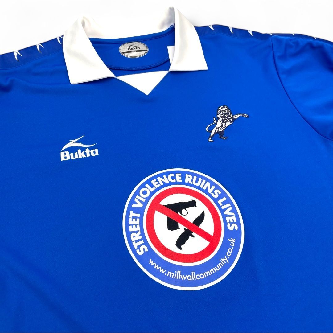 footballfinery's tweet image. Sponsors with meaning 👏
2009/10 Millwall Home (Special Edition)
Available here- footballfinery.co.uk/collections/ne…
#millwallfc