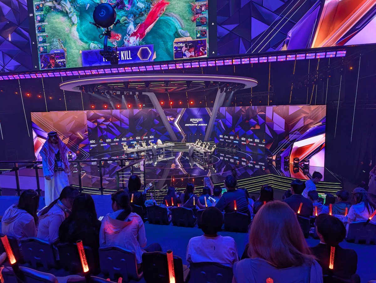 TheMightySloth tweet media