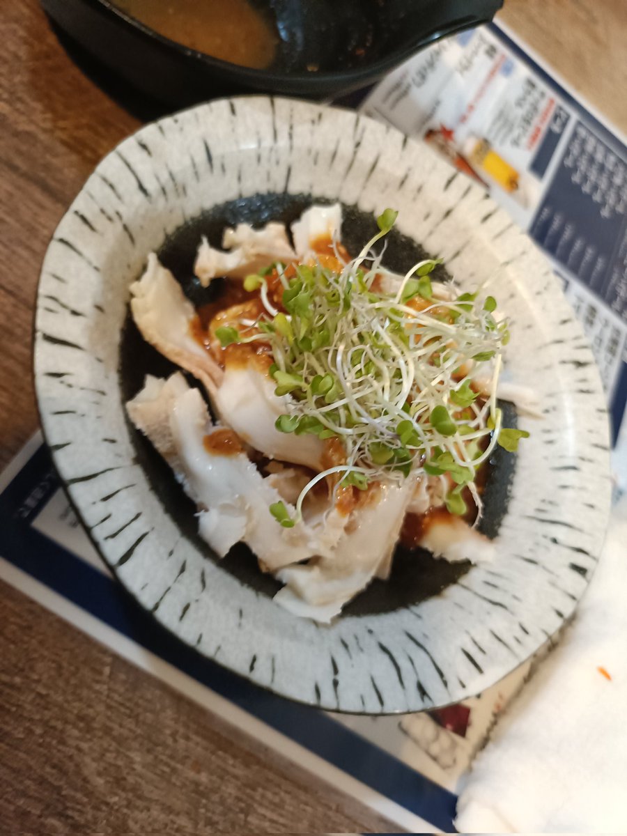 a_r_r_r_p's tweet image. 立ち飲みドリンク半額は強い