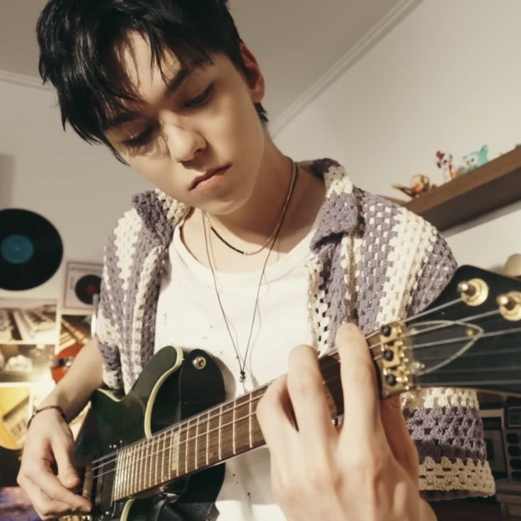 anstjsb's tweet image. 아기 솔과 성인 솔을 볼 때마다 드는 생각
: 역시 잘컸군