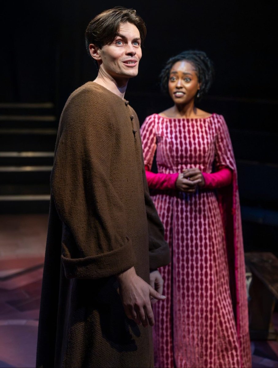 TeamFreddyCUK's tweet image. New picture of Freddy and Arsema Thomas in Poor Clare.
There are still a few weeks left of this play, so go get your tickets 😊