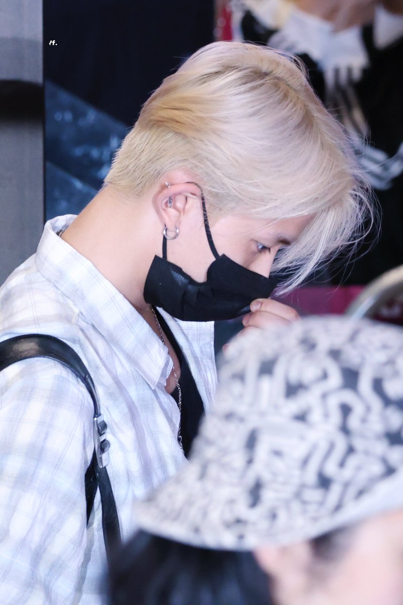 BLONDE + THE HAIRCUT OMG HEESEUNG 😭