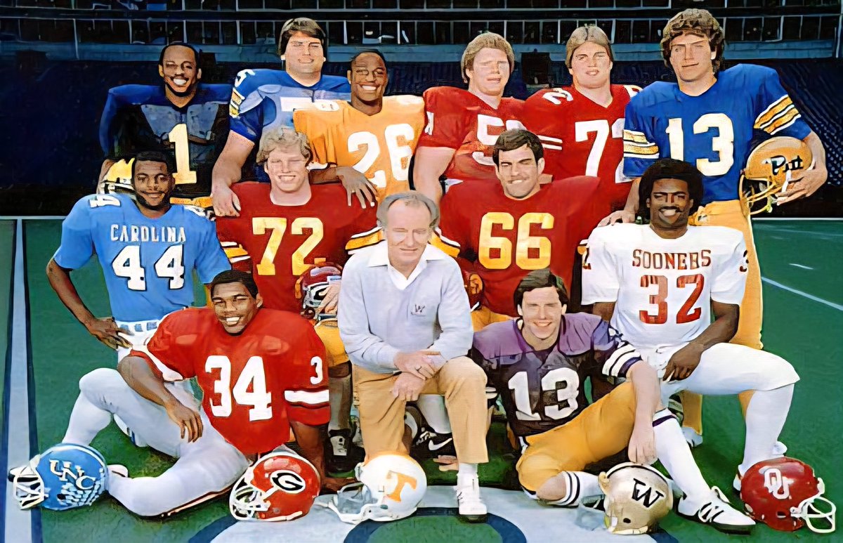 uncsportsphotos's tweet image. How many of these Greats can you name. The Tar Heel should be easy. #UNCFootball #Kenan #UNCommon #unc #ChapelHill #tarheels #GoHeels #ACC #ChapelBill #CarolinaFamily #CarolinaBlue #Carolina #CarolinaFootball