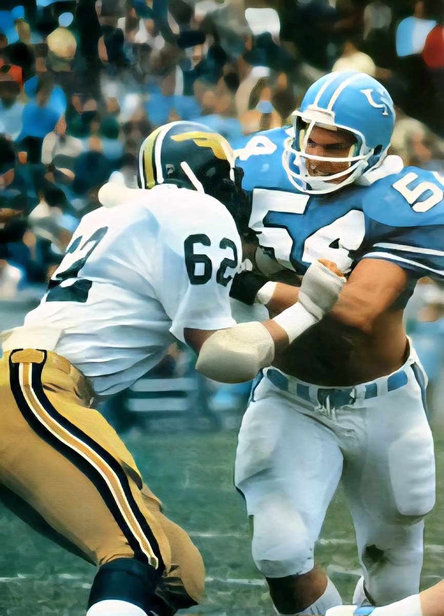 uncsportsphotos's tweet image. Former Carolina 1981 and 1982 All American Guard David Drechsler. #UNCFootball #Kenan #UNCommon #unc #ChapelHill #tarheels #GoHeels #ACC #ChapelBill #CarolinaFamily #CarolinaBlue #Carolina #CarolinaFootball #GDTBATH PHOTO COURTESY OF: Unknown