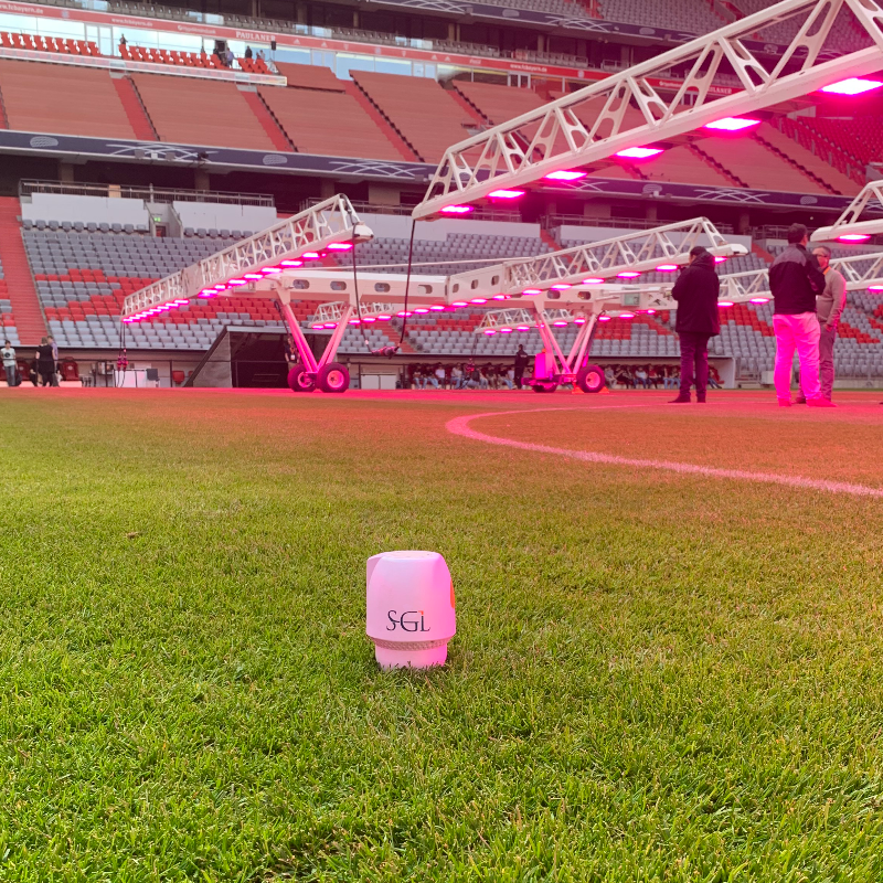 SGLsystem's tweet photo. Peter Sauer, Head Greenkeeper Allianz Arena:
"TurfPods provide us with a huge amount of data, offering insights into the growing conditions and telling us how to optimise the use of our heating and irrigation systems, for example."
#KnowingIsGrowing