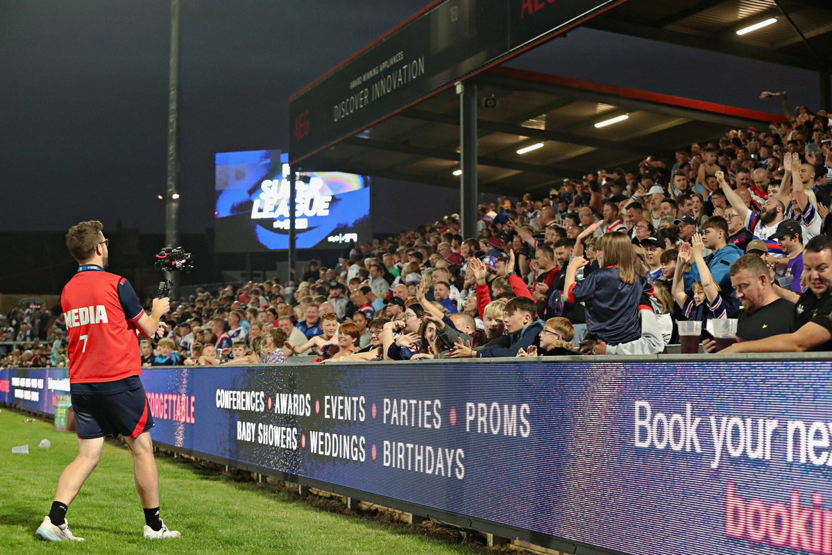 Eado (photo) (@sameaden) on Twitter photo I’m not saying it’s all down to him, but when you get good, honest, hard working people like <a href="/OwenWardSports/">Owen Ward - Sports Media</a>, it’s no surprise Trin are where they are. So good to see a good mate throwing his heart and soul into something and being shown the appreciation he deserves 👏 I’m not saying it’s all down to him, but when you get good, honest, hard working people like <a href="/OwenWardSports/">Owen Ward - Sports Media</a>, it’s no surprise Trin are where they are. So good to see a good mate throwing his heart and soul into something and being shown the appreciation he deserves 👏