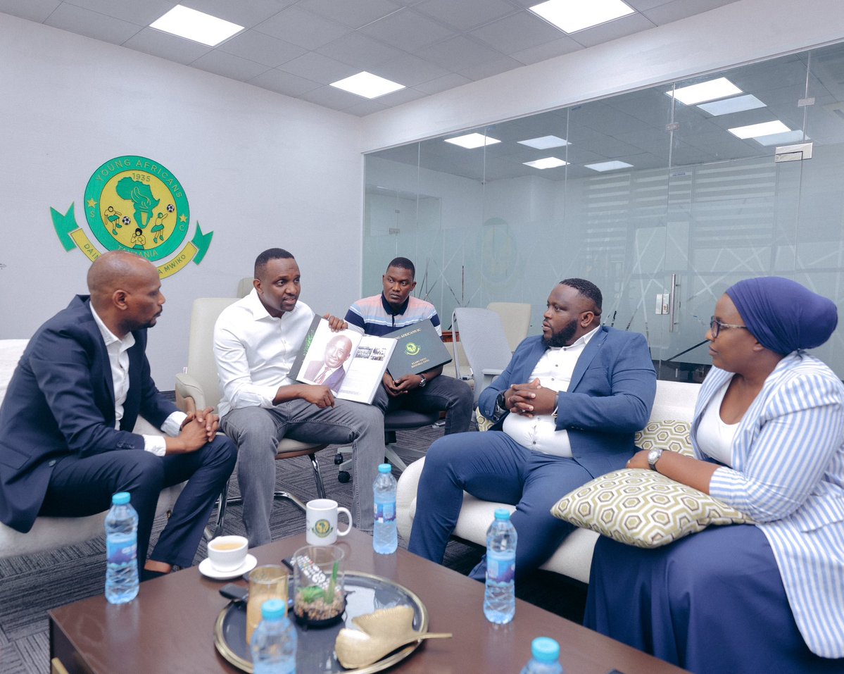 willarabbin's tweet image. 🚨🇹🇿 Young African SC to Arrive in Rwanda with Delegation of Over 1,500 People on August 13 Ahead of Rayon Day Clash🚨
@YoungAfricansSC is scheduled to arrive in Rwanda on August 13, 2025, ahead of their much-anticipated friendly match against @rayon_sports on Rayon Day.
This…