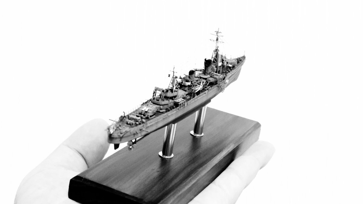 ktakaha7's tweet image. #モデルグラフィックス9月号 にて #ピットロード さんの 1/700駆逐艦「雪風」1945を担当させて頂きました。
#ファインモールド さんより ナノ・ドレッド 1/700日本海軍 駆逐艦雪風用セットのサンプルをご提供頂きましたので、こちらを使用して製作しております。
是非、宜しくお願いします🙇