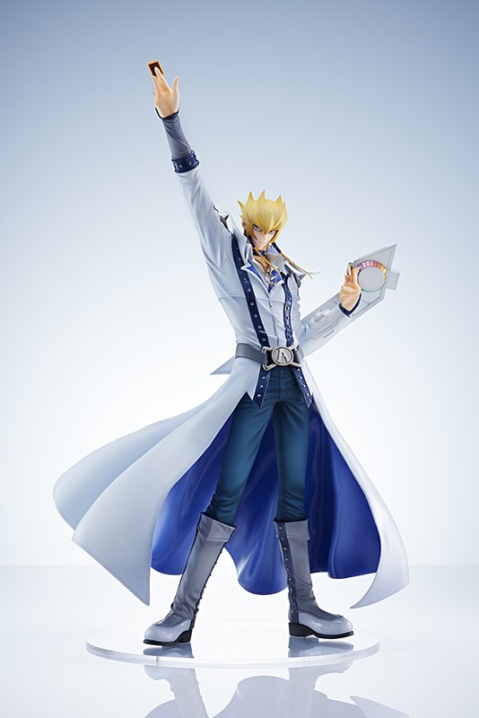 i_con0225's tweet image. 原型担当しておりますAMAKUNIフィギュア「ジャック・アトラス」が受注開始です。
差し替えパーツで様々な組合せを楽しめますので、ぜひ皆さまお好みのスタイルで飾って下さいませ。
個人的にお気に入りは「キングは一人!この俺だ!」のポーズ!
御予約はこちら→ hobbyjapan-shop.com/shop/g/g520890…