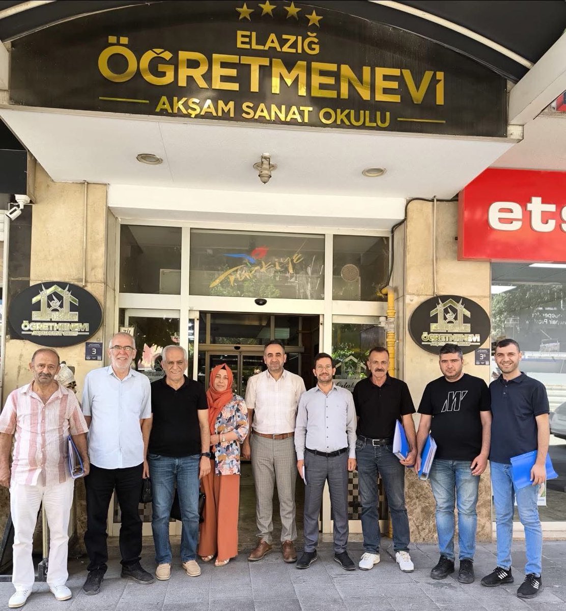 Sağlıklı ve güvenli ortamlarda misafirlerimizi ağırlamak adına Öğretmenevi denetimlerimiz devam etmektedir.Özverili çalışmalarından dolayı Elazığ Öğretmenevi idare ve çalışanlarına teşekkür ederiz <a href="/Yusuf__Tekin/">Yusuf Tekin</a> <a href="/meb_dhgm/">Destek Hizmetleri Genel Müdürlüğü</a> <a href="/elazigmem/">Elаzığ İl Мillî Eğitim Müdürlüğü</a> <a href="/SahinBeraat/">Beraat Şahin</a> @nahityerebasan <a href="/erdal_akpolat/">erdal_akpolat</a>