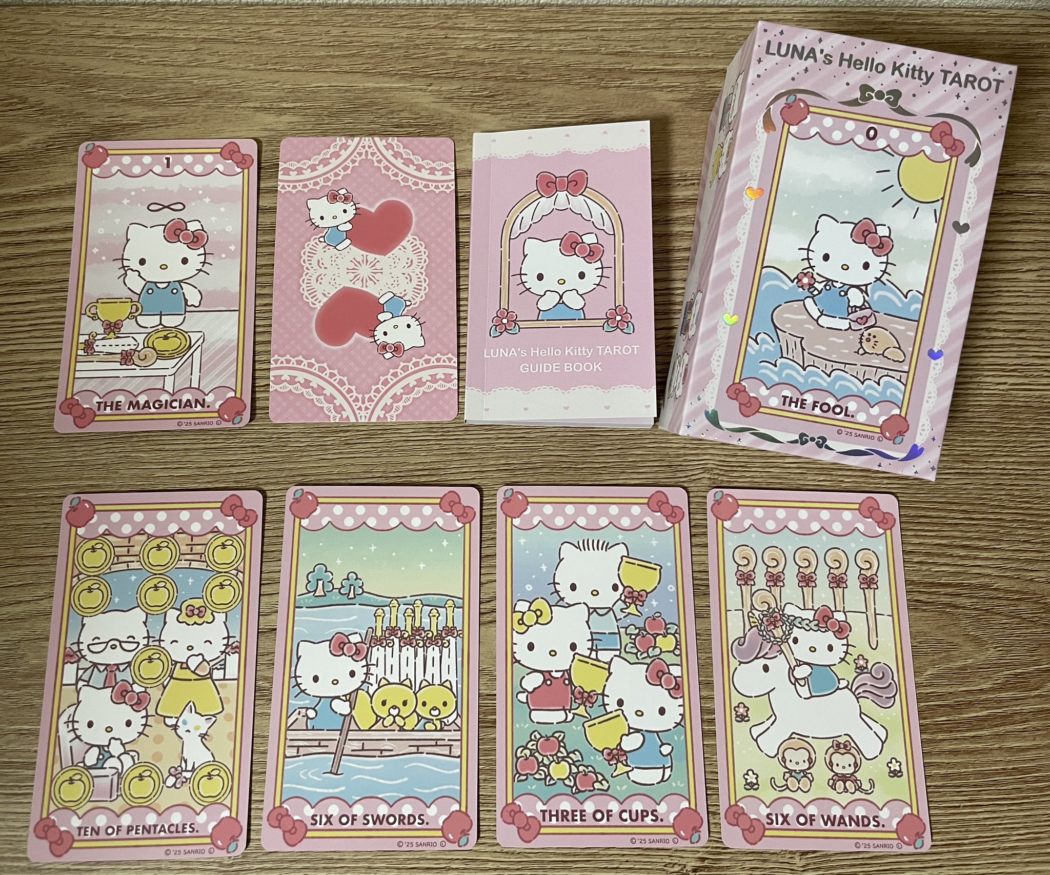 ハローキティのタロット占い 希少レア✨絶版/廃盤本✨ハローキティのタロット占い 鏡リュウジ