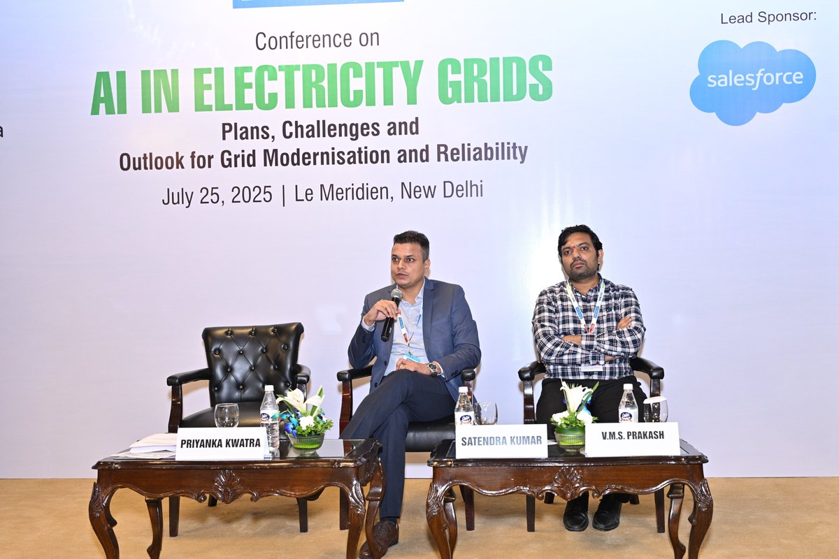 Powerline_Mag's tweet image. Satendra Kumar, General Manager (O&amp;amp;M), @HeroFuture_HFE, and VMS Prakash Yerubandi, Deputy General Manager, @CTUIL_India, at our conference on AI in Electricity Grids.

#AIinPower #SmartGridIndia #EnergyTransition #AIforUtilities