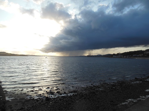 ShehanneMoore's tweet image. #FF hugs to the awesome @lampmagician @fett1111 @NiftyBuckles @HiddenAberdeen @ivon_ehd1