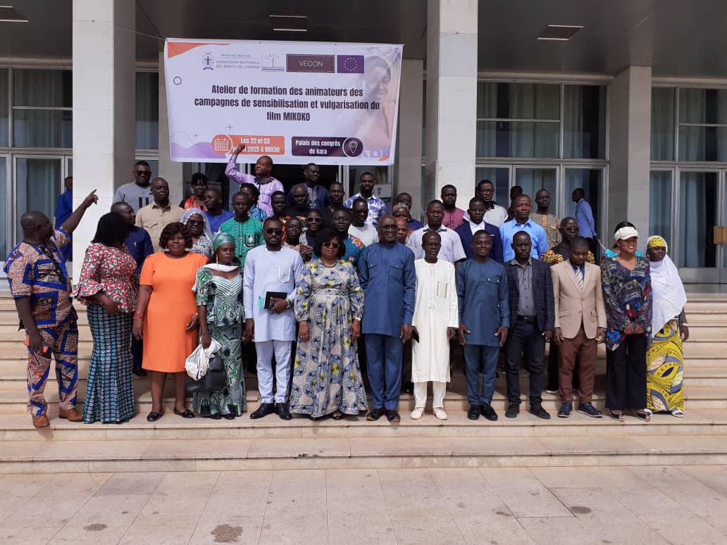 refed_s's tweet image. Lancement officiel et atelier de formation à Kara, en collaboration avec le CACIT, la CNDH, VEGON et l’UE. Cet événement vise à promouvoir les droits fondamentaux, renforcer l’inclusion sociale et encourager une citoyenneté active et responsable.
#DroitsHumains
#UE 
#REFED