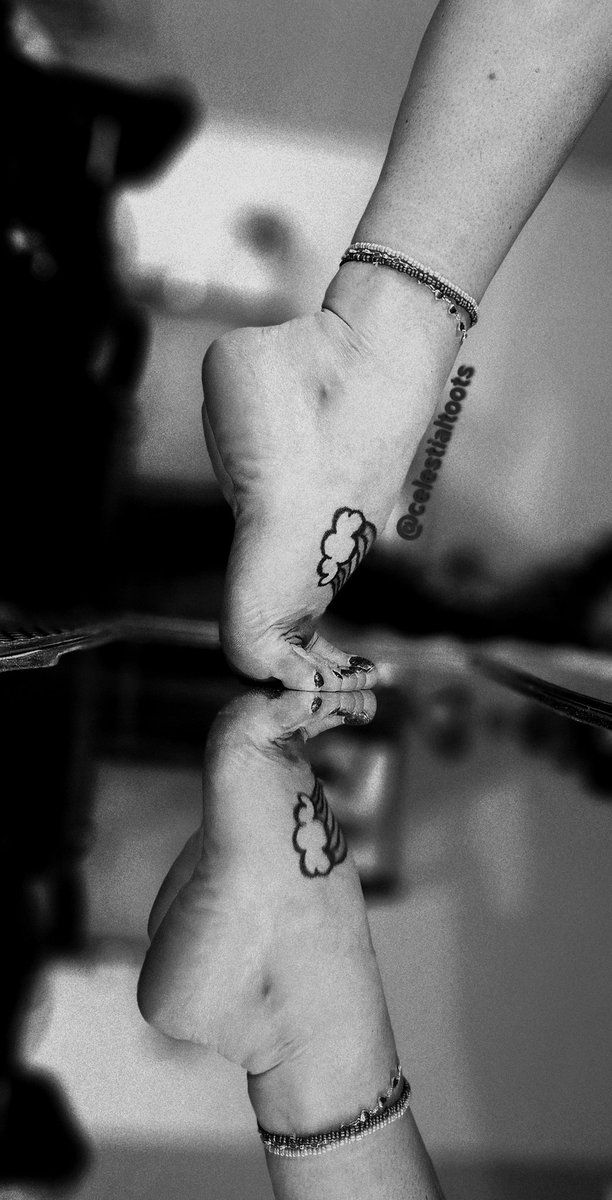 celestialtoots's tweet photo. This isn’t a request. It’s a command. I post, you pay. That's how this works 🐖. Get on your knees, worship these soles, and open that wallet like the good little ATM you were born to be.
Drooling is free. Tribute isn’t.
💸💦 #FootDomme #PayPig #F
#Soles #WrinkledFeet #KinkTok https://t.co/tT3JqcynVU