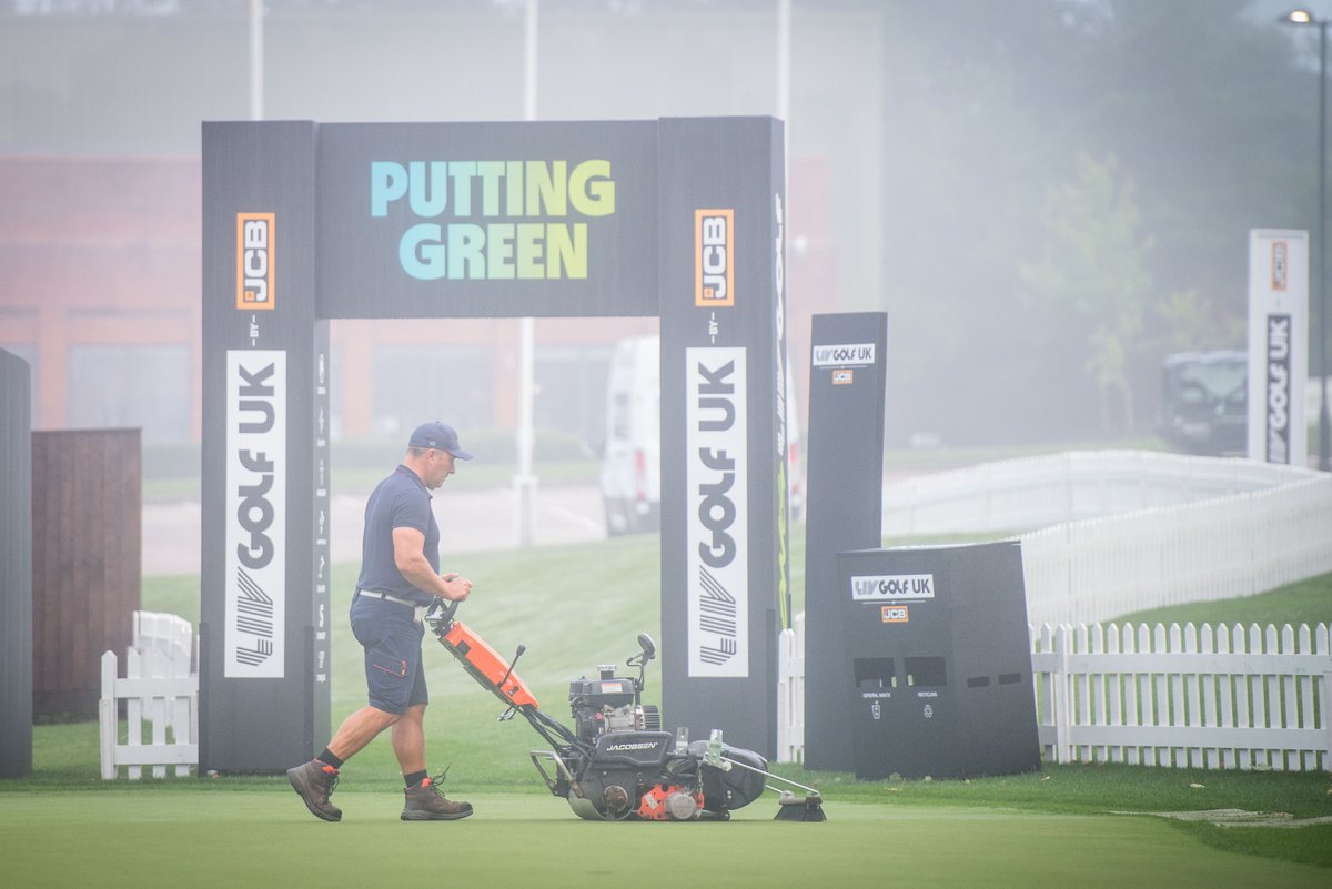 BIGGALtd's tweet image. In under an hour, the tee boxes at @jcbgolfcc will be buzzing as players tee off for @livgolf_league While the course looks flawless, that perfection comes from the hard work of over 80 greenkeepers who’ve battled storms (this week) and long days to get it there.
We joined the…