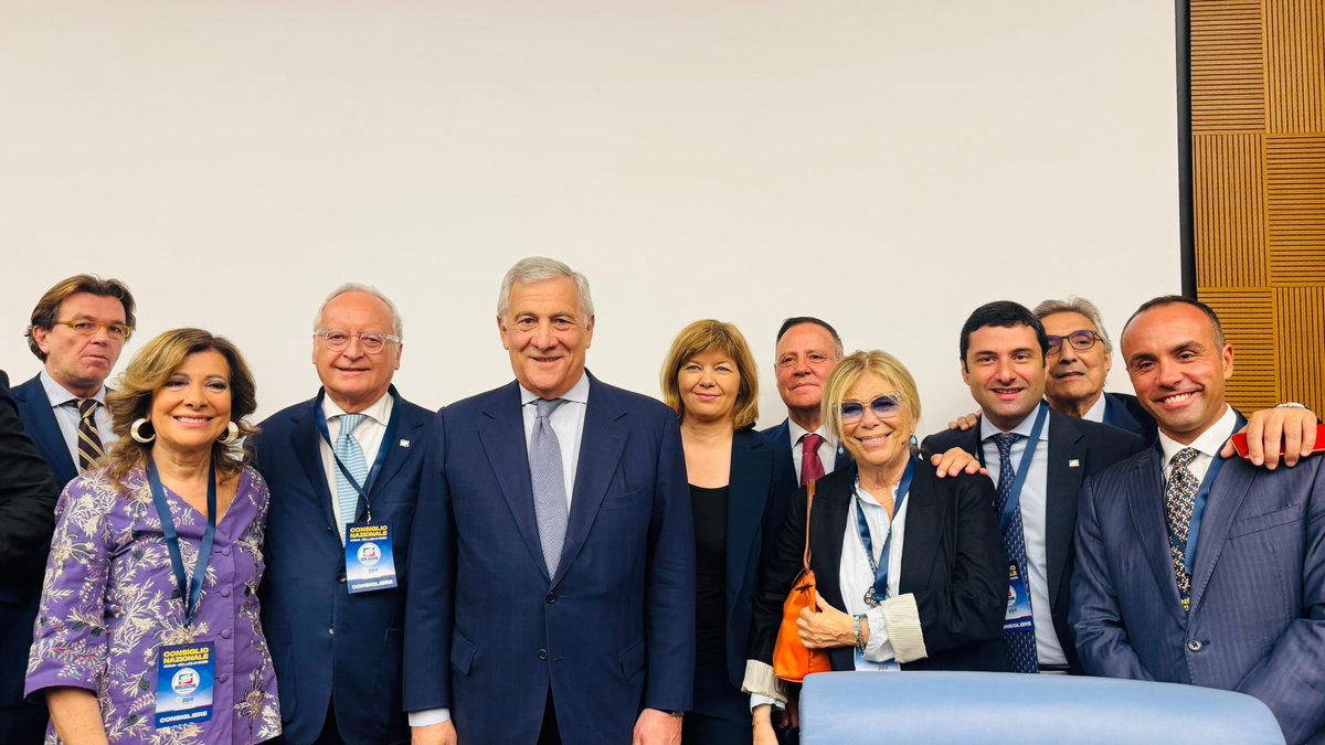 Maria Elisabetta Alberti Casellati (@min_casellati) on Twitter photo Oggi, al Consiglio Nazionale di @Forza_Italia, il Segretario <a href="/Antonio_Tajani/">Antonio Tajani</a> ha tracciato la rotta per affrontare con determinazione le prossime sfide e consolidare la crescita del partito azzurro. La squadra è unita e pronta a lasciare ancora una volta il segno.🇮🇹 Oggi, al Consiglio Nazionale di @Forza_Italia, il Segretario <a href="/Antonio_Tajani/">Antonio Tajani</a> ha tracciato la rotta per affrontare con determinazione le prossime sfide e consolidare la crescita del partito azzurro. La squadra è unita e pronta a lasciare ancora una volta il segno.🇮🇹