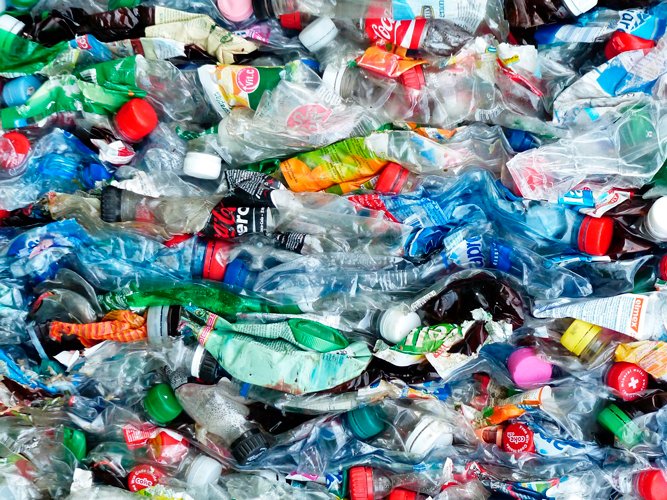♻️ El #reciclaje de plásticos en Europa requerirá una inversión acumulada de más de 400.000 M€. De acuerdo con un informe de Bain &amp; Company, alcanzar la paridad de #costes con la #producción de #plástico virgen podría llevar entre 20 y 30 años.
👉 EN infopack.es/es/noticia/el-…