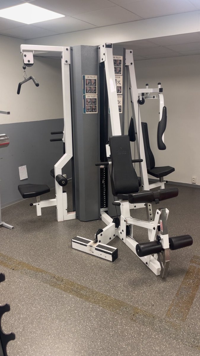 JoachimWHoff's tweet photo. OBOS har en gym som skal tømmes, men treningsutstyr faller utenfor våre primærkategorier på https://t.co/Xm1vyJoLVD.

Kjenner du noen som kunne vært interessert i å kjøpe slikt utstyr? https://t.co/dvGcLQDQ3l