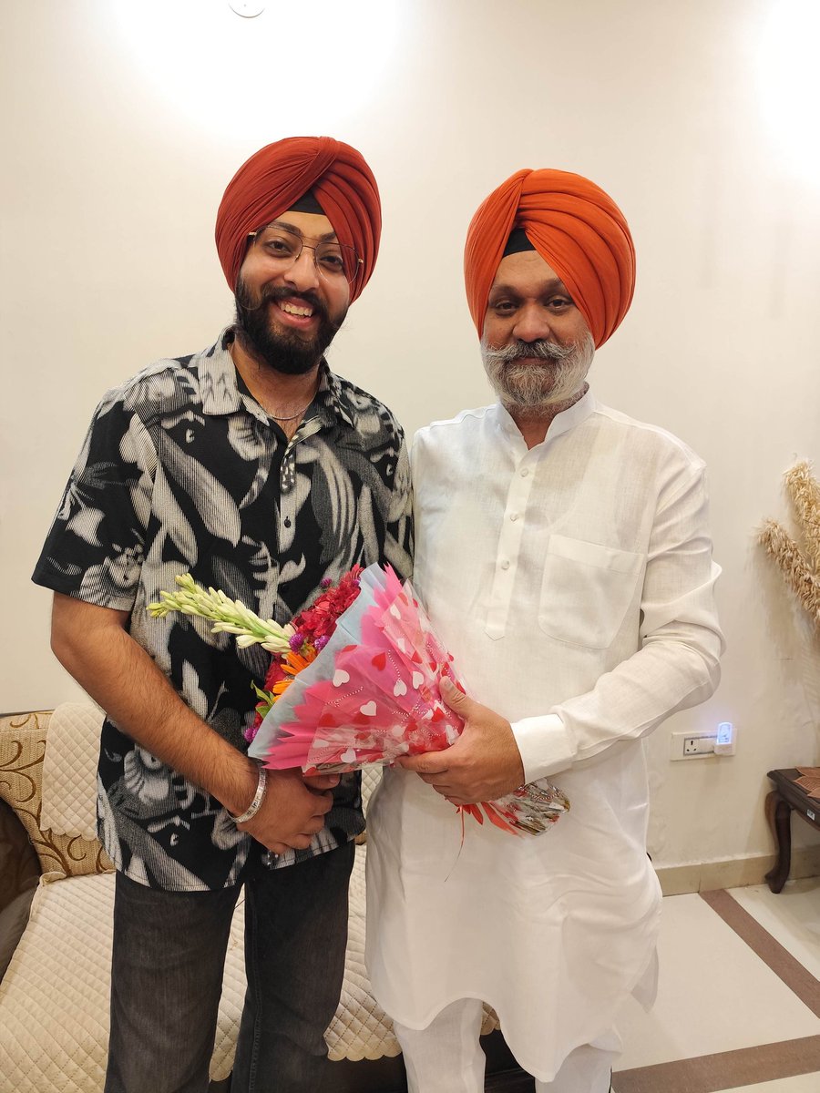 jagdipskahlon's tweet image. Grateful to Prof. Kulvinder Singh ji (Secretary), Geeta Ahuja ji (Joint General Secretary), and Mr. Jagmohan Saluja ji, Sanyojak, West Zone of Dadhichi Deh Dan Samiti for their warm wishes and gracious honor on my re-election as General Secretary of DSGMC.
Your support and…