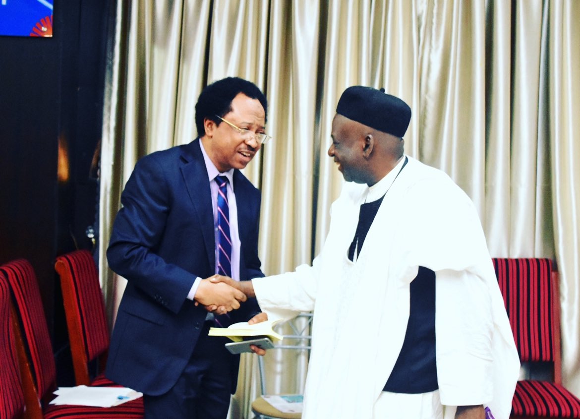ShehuSani's tweet image. Meet Engr Abba Gana.He never claimed to be a honest man or a man of God or a fighter or boxer or wrestler or a takwendo against corruption.He is the former FCT Minister who never owned a property in Abuja and still lives in a rented apartment.He lives a simple life and not of…
