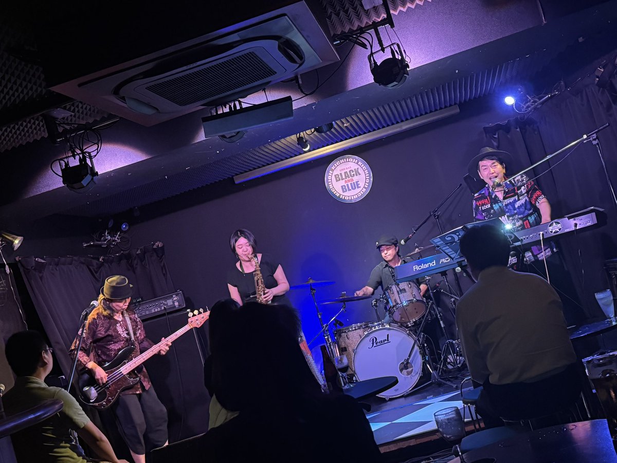 夏のRyuji &amp; The MOCCO'Sを楽しんでいる🏖☀️